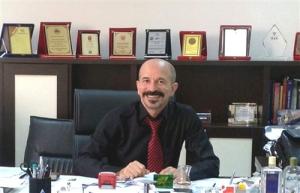 Prof. Dr. Haydar BAĞIŞ İnsanı Klonlamak Hayvanı Klonlamaktan Daha Kolay Diyor.